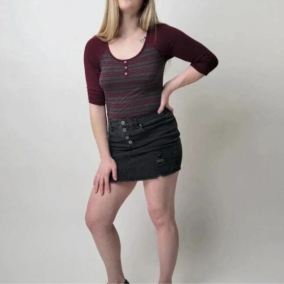 Striped Tee Shirt - Picture 5 of 7